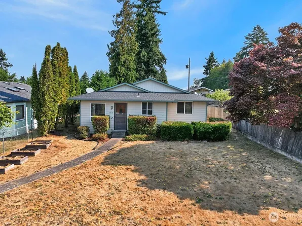 1319 W 12th Street, Port Angeles, WA 98363