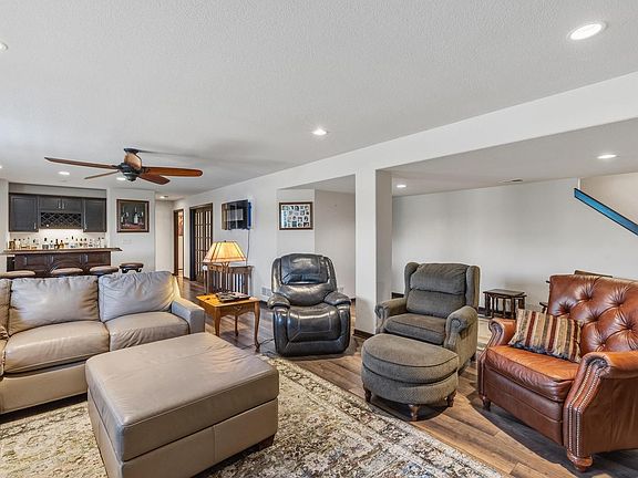 5th image of 251 Indigo DRIVE