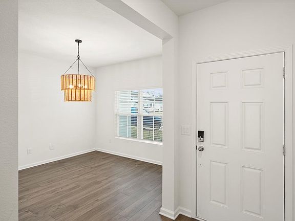 3rd image of 50 Macon Court St