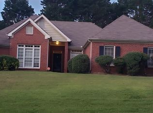 422 Washington Dr, Jonesboro, GA