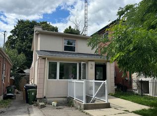 60 9th St, Toronto, ON M8V 3E3