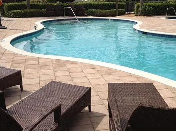 6689 Alden Woods Cir APT 101, Naples, FL 34113