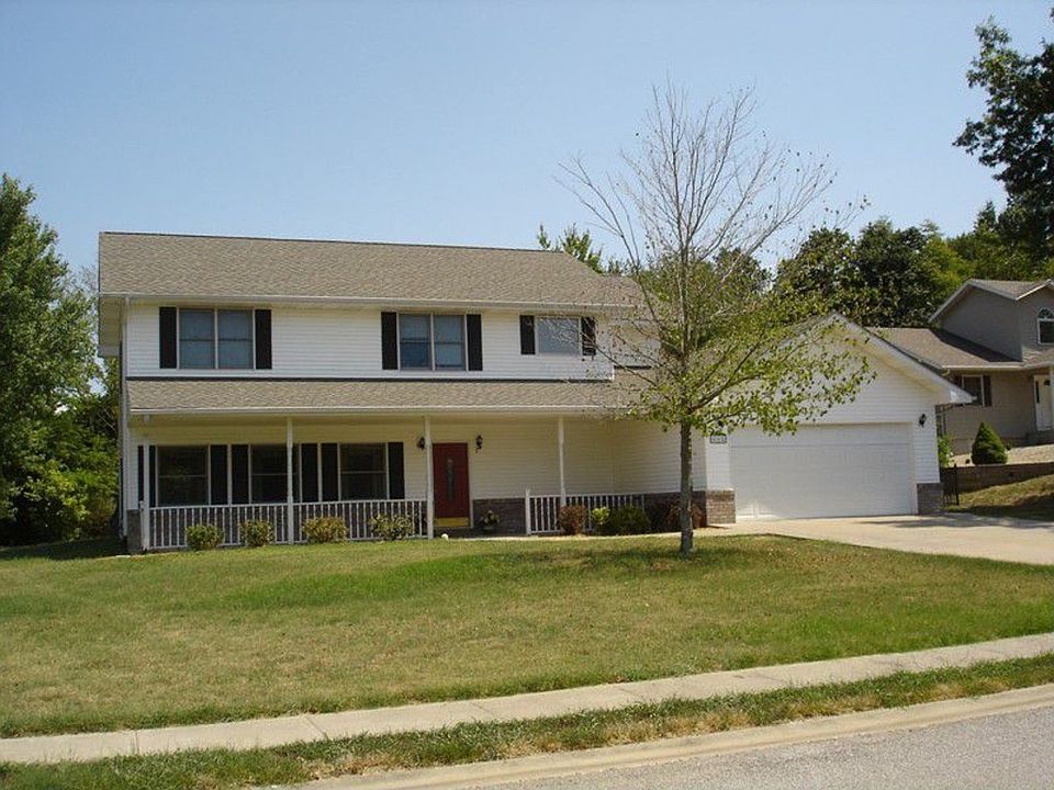 1st image of 605 S Deer Lake Dr E