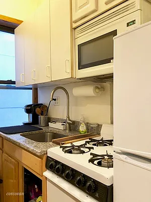 Rented by Corcoran | media 16