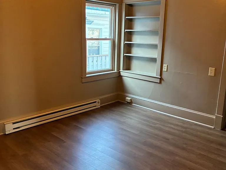 206 Lincoln Way E — Photo 18