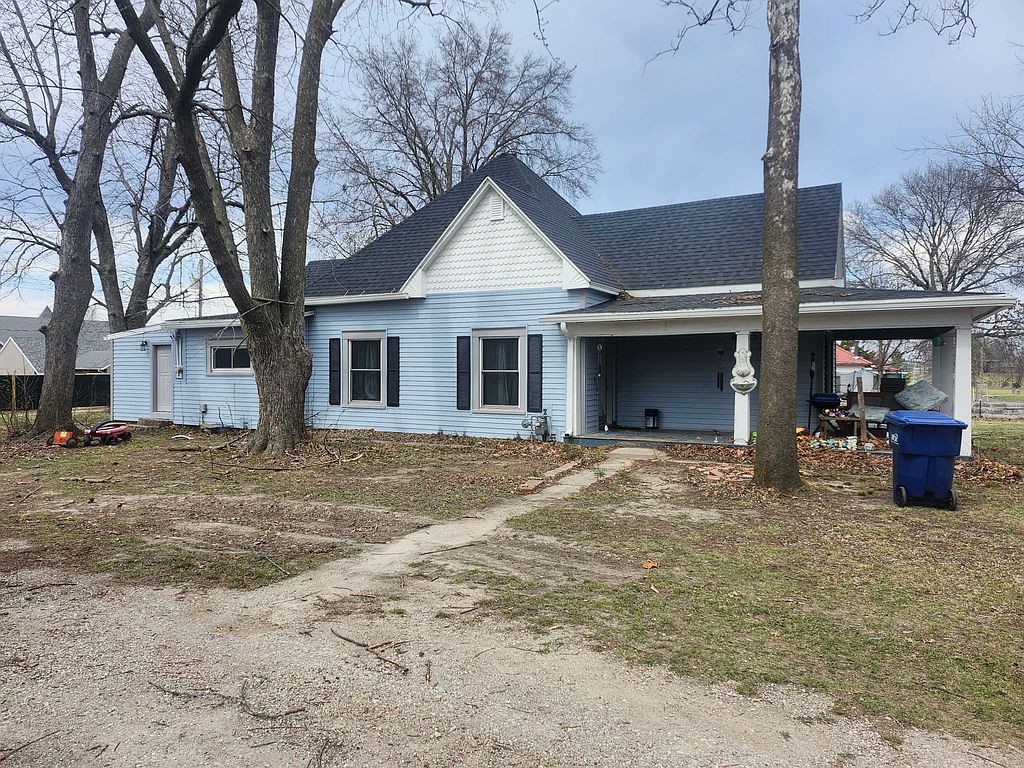 1309 N State St - Property Image