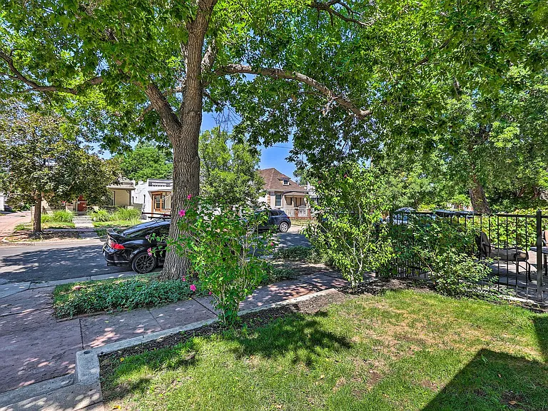 Neighborhood