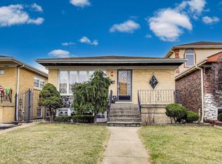 8463 W Castle Island Ave, Chicago, IL