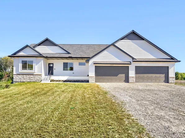 33021 Fenway Ave, Stacy, MN 55079
