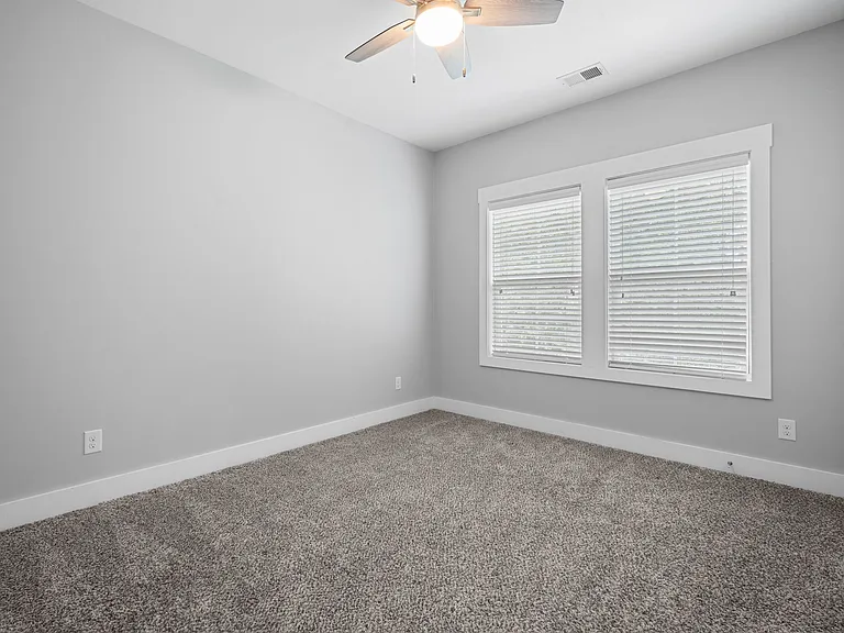 414 Hamlet Cir — Photo 27