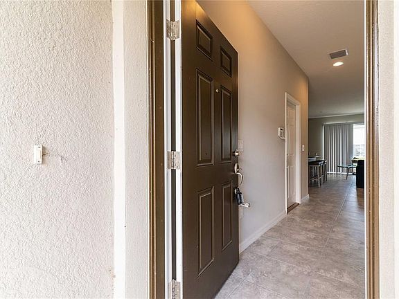 3rd image of 7033 Grand Elm Dr