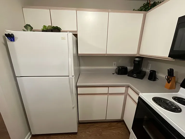 Meridian Park Apartments — Photo 71