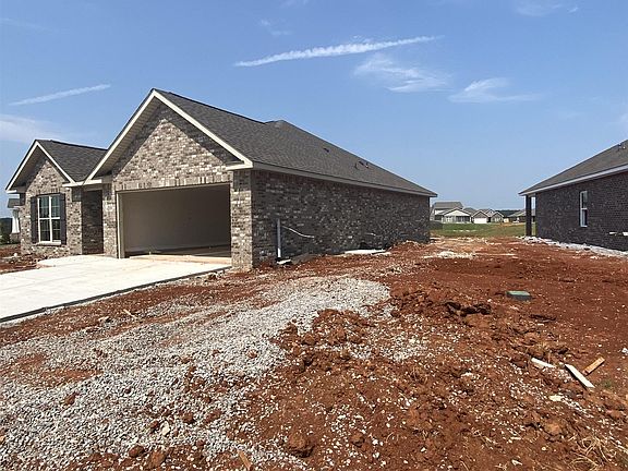 5th image of 109 Bella May Ln
