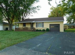 3817 S Paramount Rd, Peoria, IL 61607