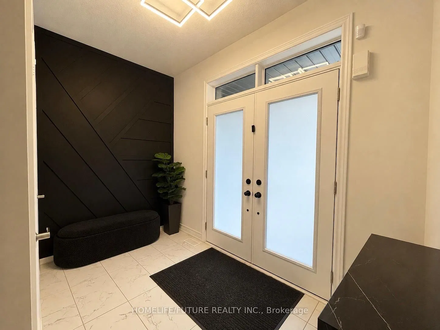 4 bed, $3,100 — Photo 2