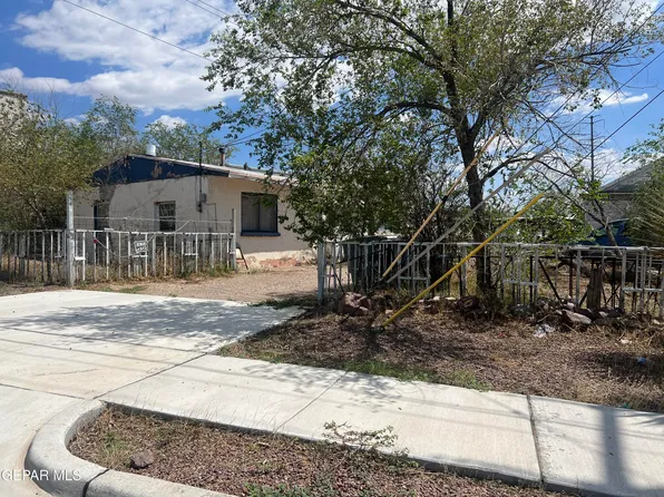 328 Montoya Ln, El Paso, TX 79932