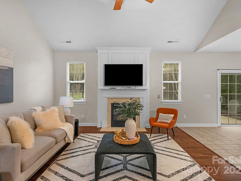 2nd image of 2711 Liberty Hall Ct