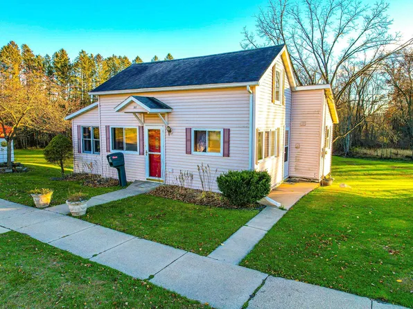 317 E Park St, New Lisbon, WI 53950