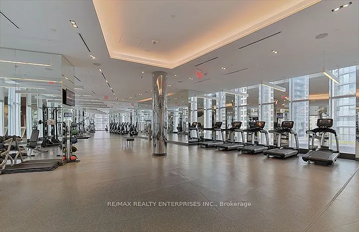 10 York St #1405 — Photo 18