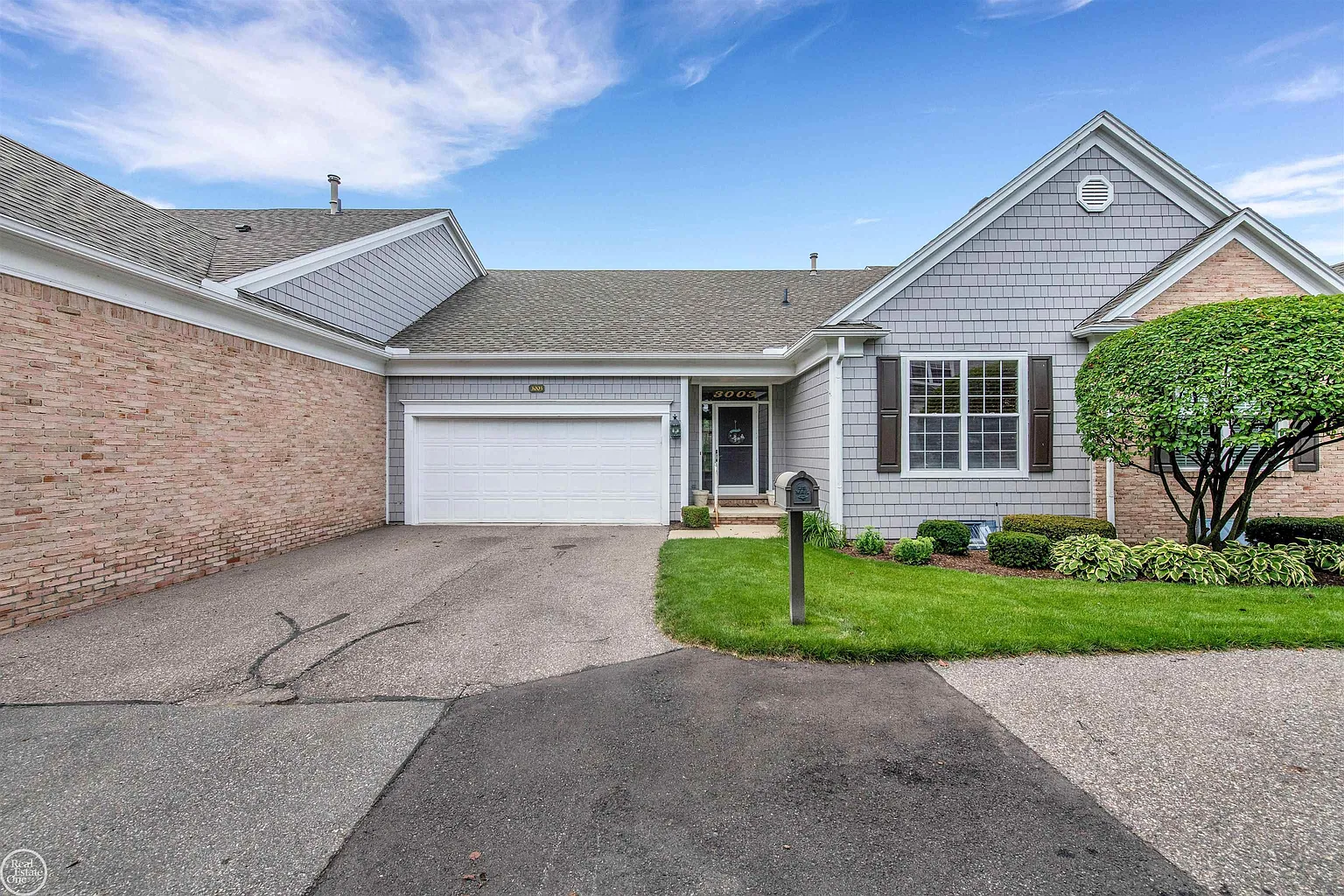 3003 Harbor Place Dr photo 1
