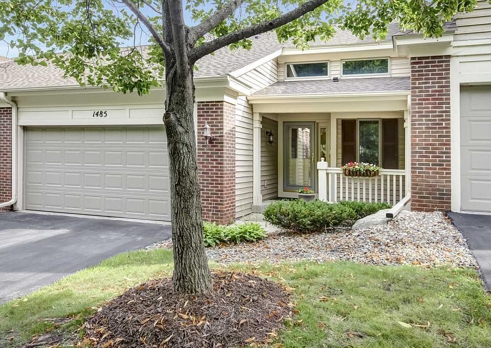 1st image of 1485 Summit Shores Dr