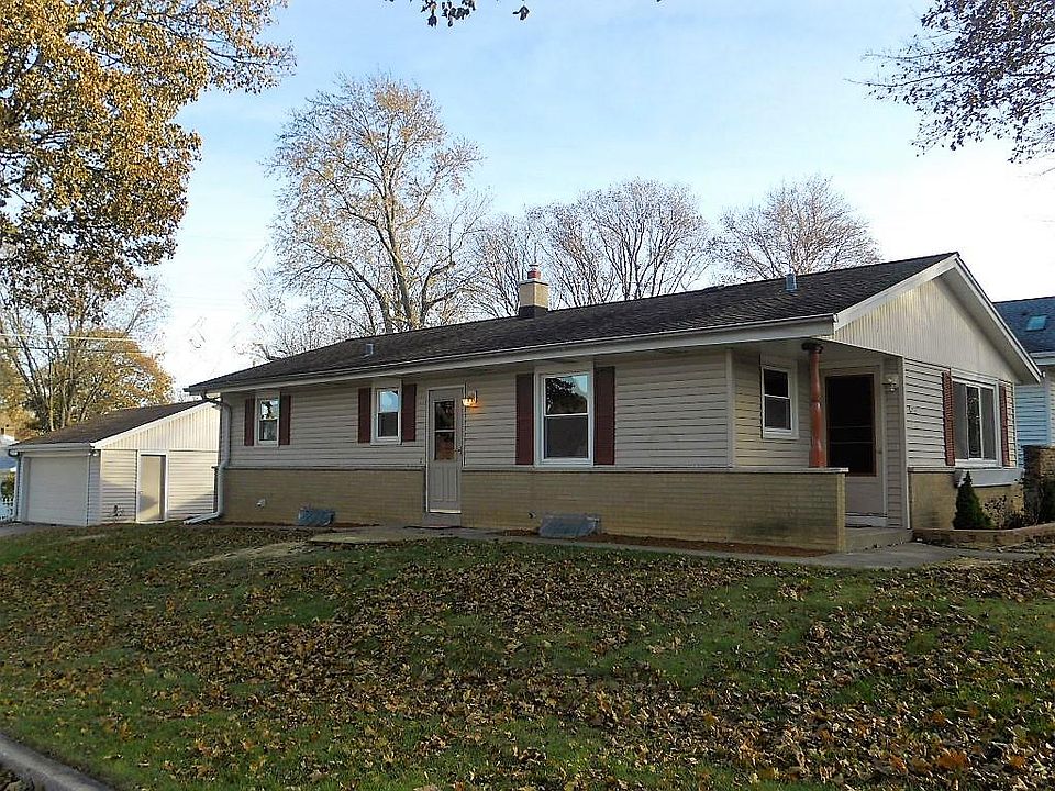 1st image of 2536 N 115th St