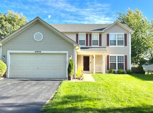 2979 Carlsbad Cir, Aurora, IL 60503