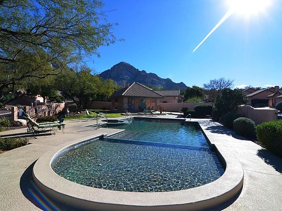 3rd image of 1331 E Stoney Canyon Cir
