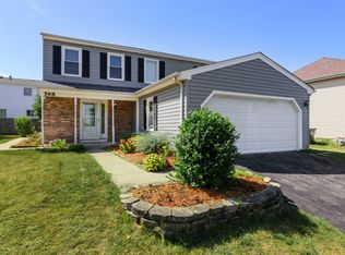 568 Oswego Dr, Carol Stream, IL 60188