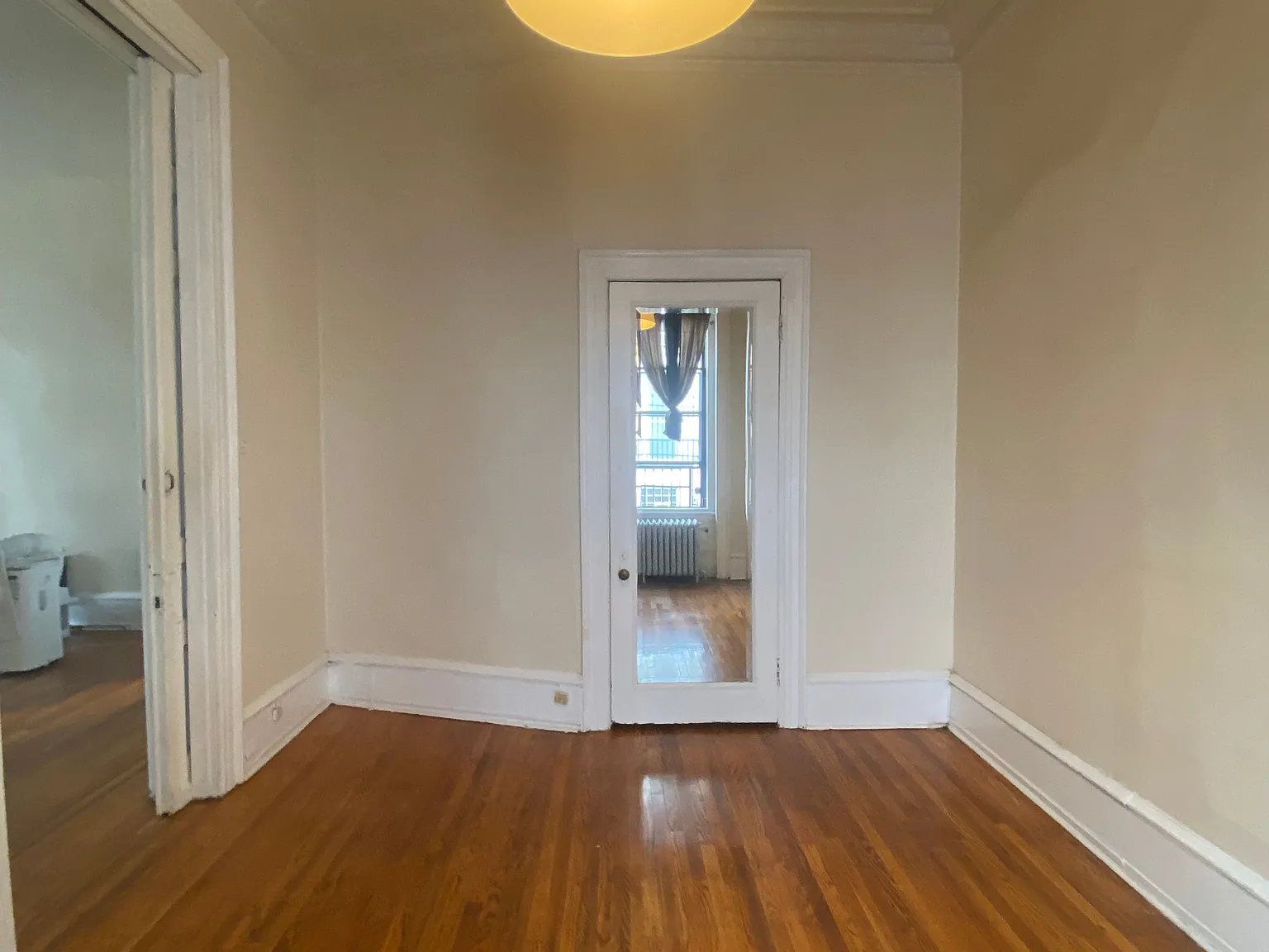 310 N 33rd St — Photo 1
