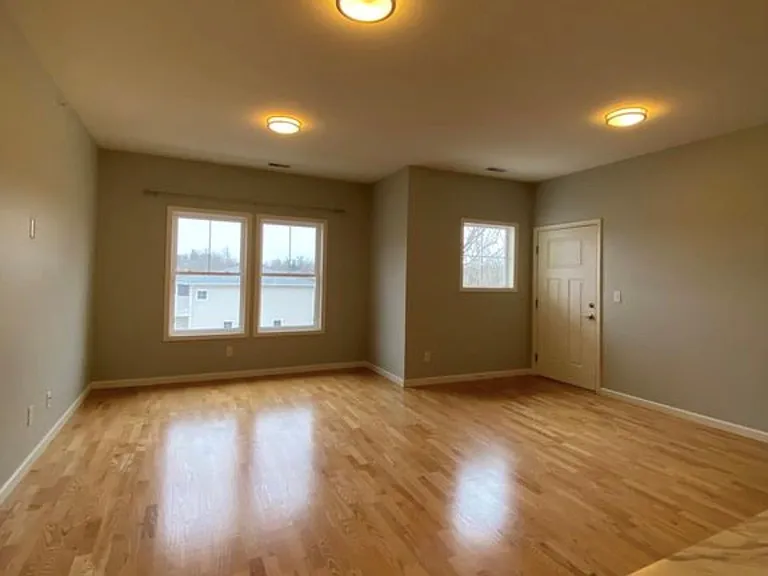 4422 N Cypress Ln #106 — Photo 10