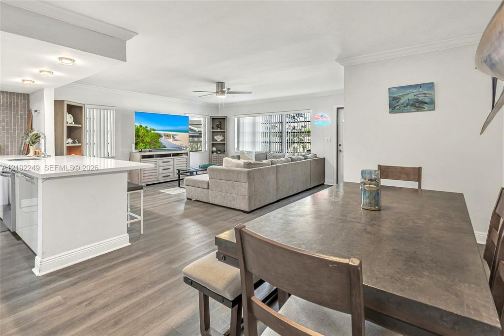 1769 NE 40th Pl APT 505, photo 6