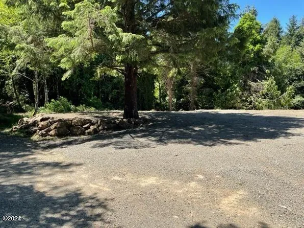 Tl 300 Ne Stanley St, Depoe Bay, OR 97341