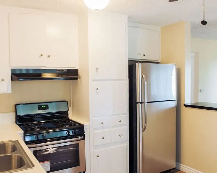 Grossmont Terrace Apartments — Photo 18