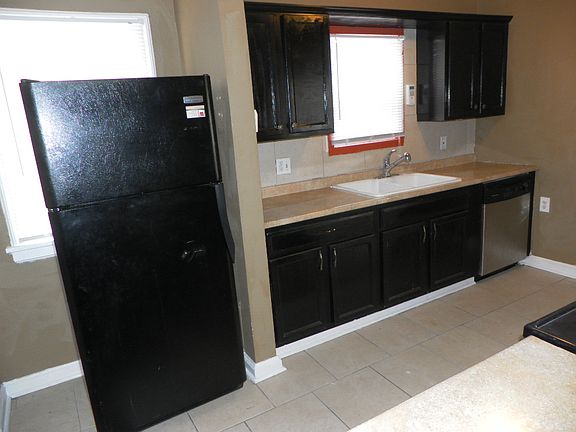 3rd image of 7309 Virginia Ave