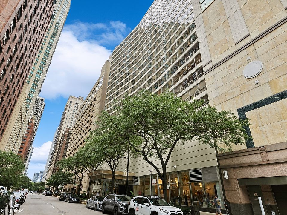 1st image of 110 E Delaware Pl APT 1902