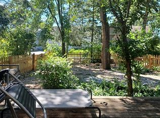 5108 E Lake Shore Dr, Wonder Lake, IL 60097