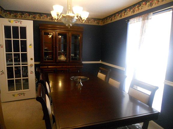 4th image of 3524 Brockdale Dr