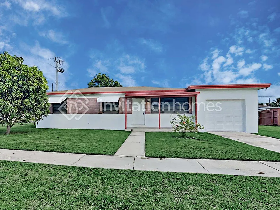 6700 SW 19th St