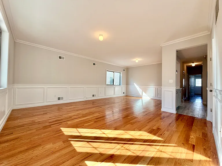 356 Bryson Ave #1F — Photo 5