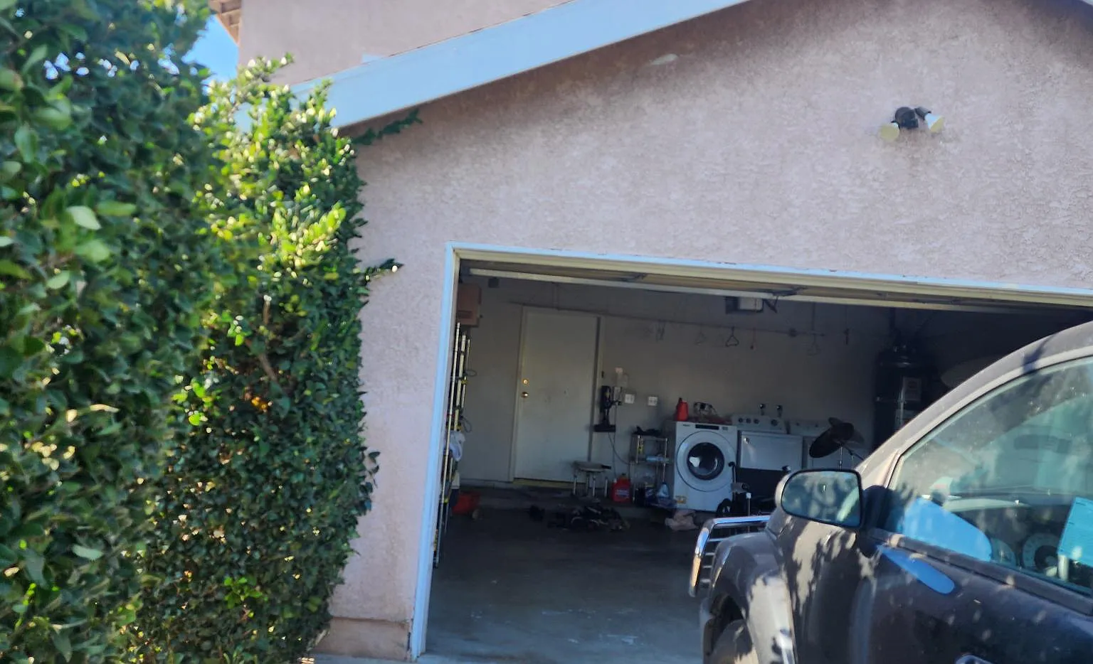 5 bed, 300 sqft, $1,600 — Photo 2