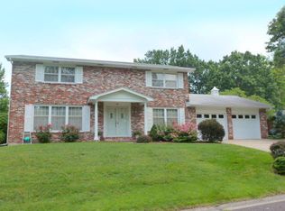208 Mumford Dr, Columbia, MO 65203