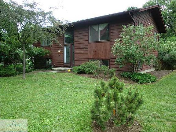 3rd image of 1232 E Tanager Ln