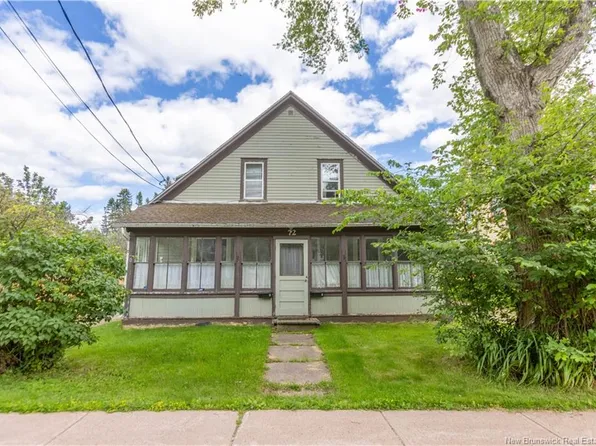 72 Salem St, Sackville, NB E4L 4J9
