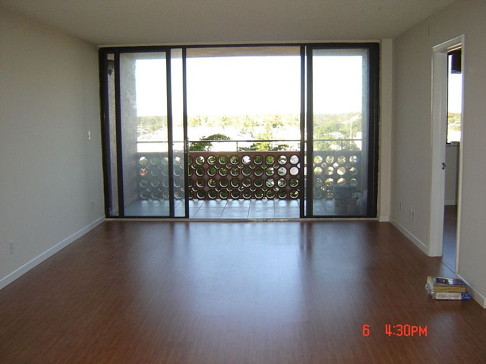 2nd image of 4200 Inverrary Blvd APT 3507