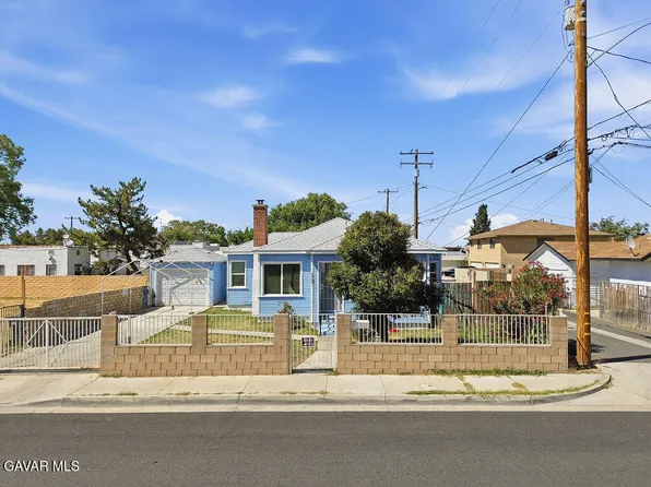 557 W Oldfield St, Lancaster, CA 93534