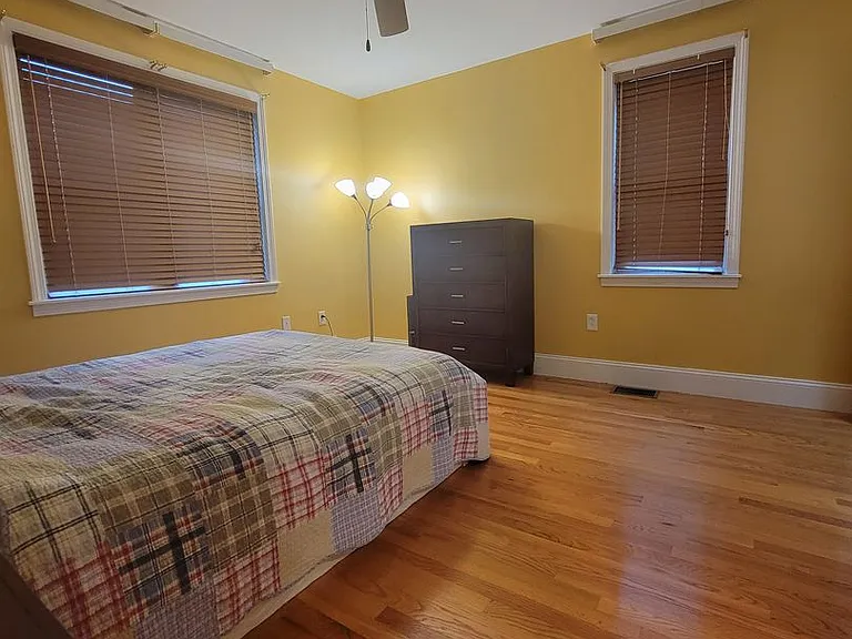 9 Elmore St #1 — Photo 8