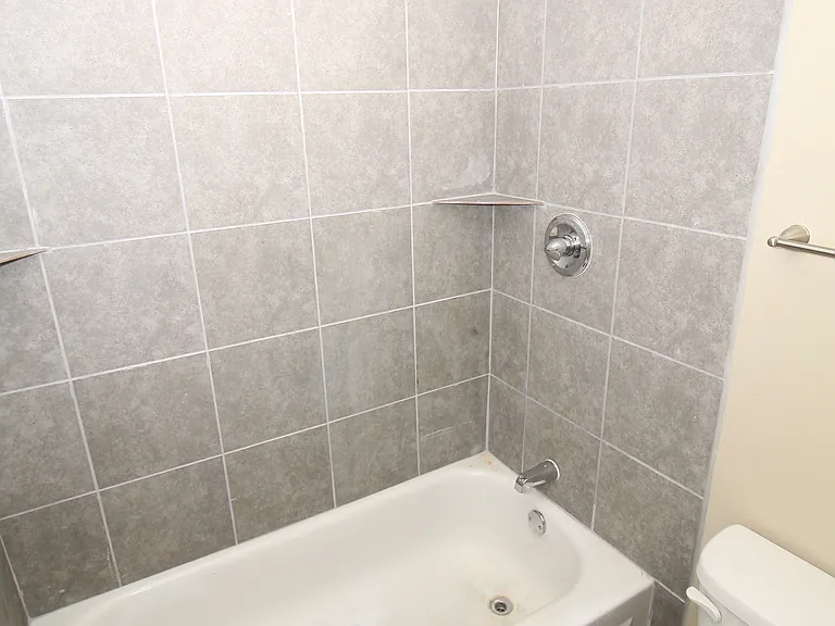 630 Blackhawk Rd — Photo 7
