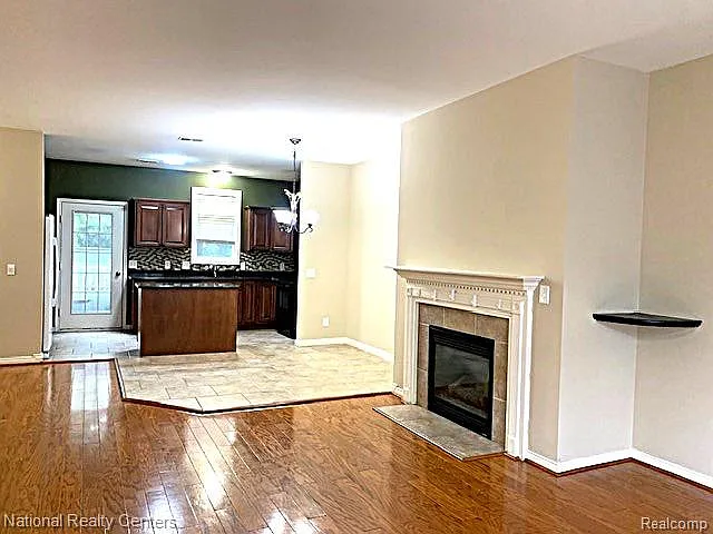 11695 Squiers Blvd — Photo 3