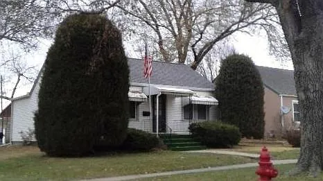 2400 E St Photo 1